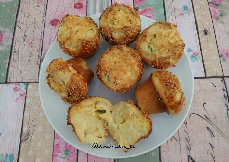 gambar untuk resep No Knead Garlic Cheese Soft Bread (Tanpa Ulen)