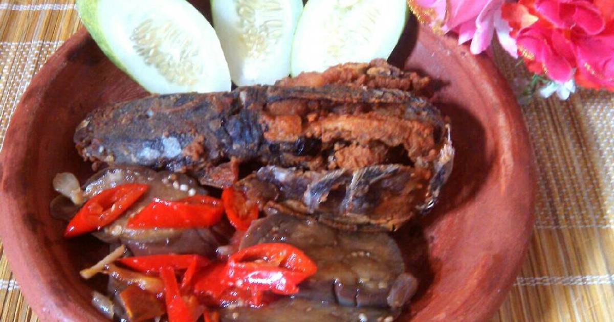 Resep Lele  goreng  tepung crispy sambal terong oleh Mama 