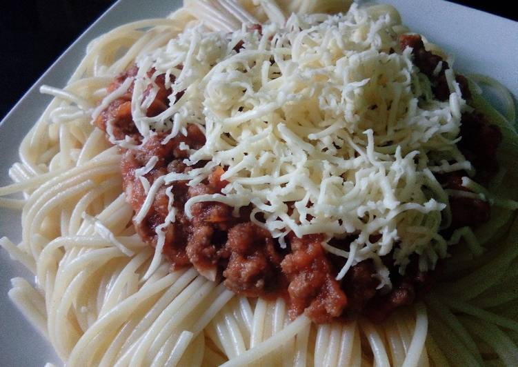 Resep Spageti Saus Merah Karya Mayadewi