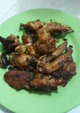 Ayam goreng endoll (ayam goreng bawang putih)