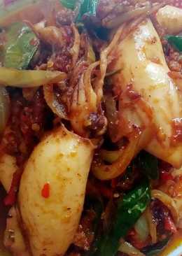 Blado sotong isi telur