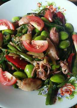 Tumis kangkung cumi asin + pete