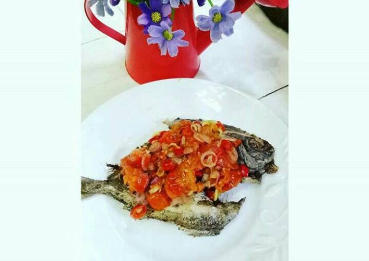 Resep Bawal goreng sambal matah Karya JJ