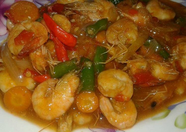 cara membuat Udang Saus tiram pedas+ Sayuran