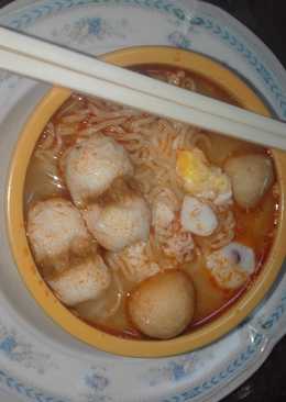 Mie Tom Yum Sederhana