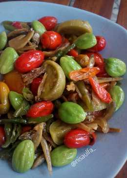 Oseng Teri Kulit Melinjo Pedas