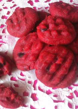 Red Velvet Choco Cookies