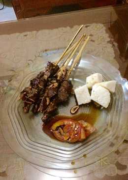 #KitaBerbagi sate sapi sambal kecapð¢