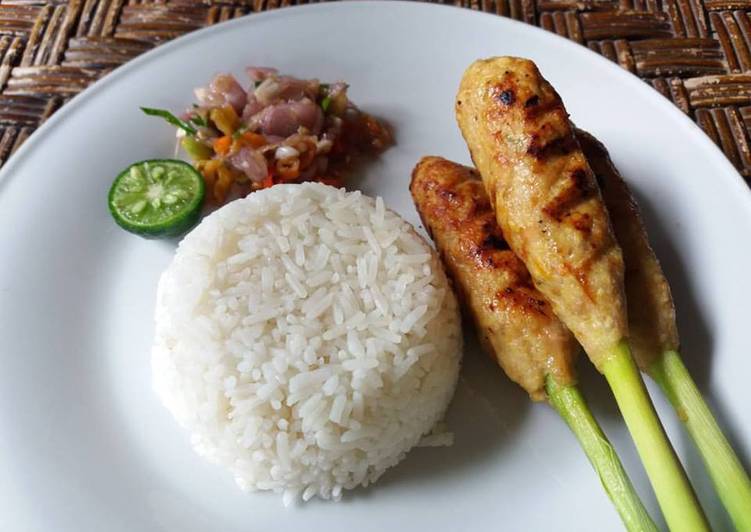 gambar untuk cara membuat Sate Lilit Ayam