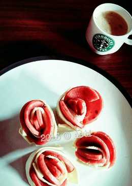 Rose bread... simple breakfast