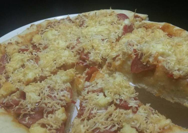 Resep Pizza ala jtt enak lezat dan lembut Oleh kurnia laila