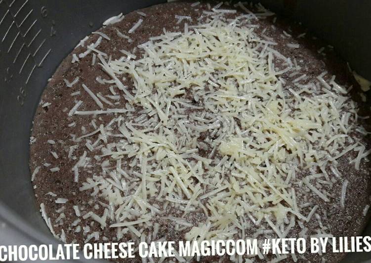 bahan dan cara membuat Chocolate cheese cake magiccom #keto