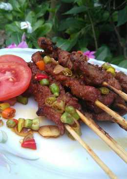 ðSate Sapi Bumbu Sederhanað
