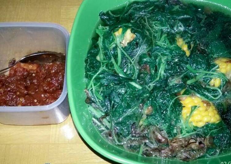 gambar untuk resep Sayur bayam jagung & sambal tomat