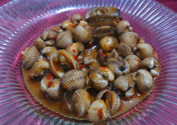 cara membuat Kerang Laut Saos Tiram Asam Pedas Manis