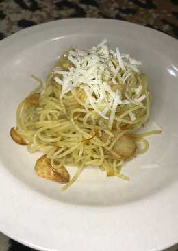 Spaghetti Aglio Olio Resto