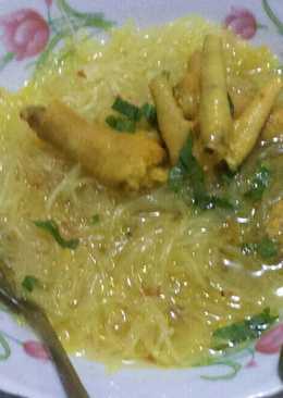 Soto kuning ceker ayam