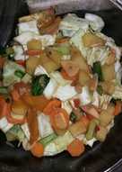 Tumis kol kentang wortel