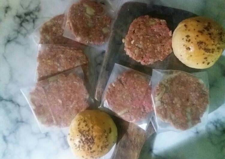 Resep Homemade patty Karya Arum Damar