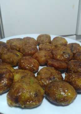 Perkedel kentang spesial pakai daging :)