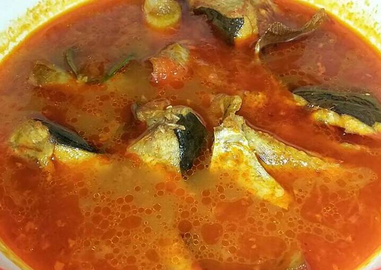 resep lengkap untuk Asam pedas ikan pari