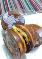 Dorayaki pisang keju coklat