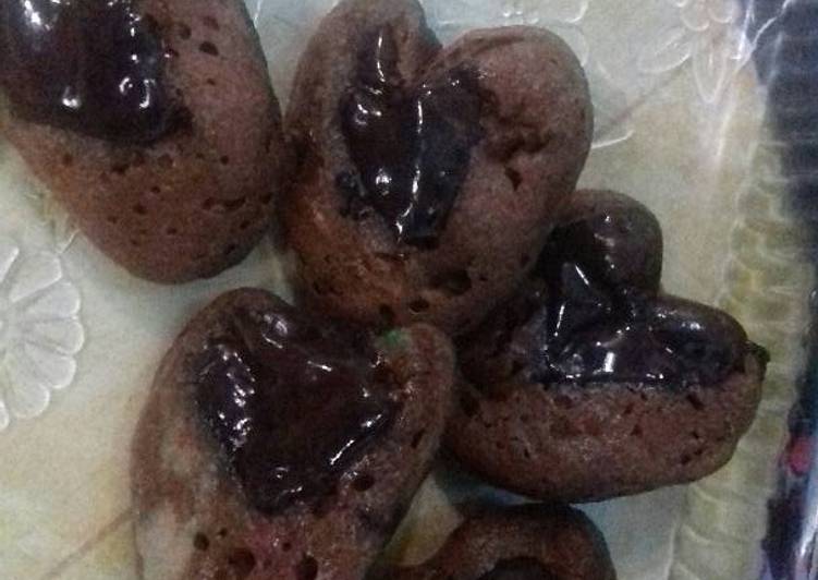 bahan dan cara membuat Pukis lope coklat lumer