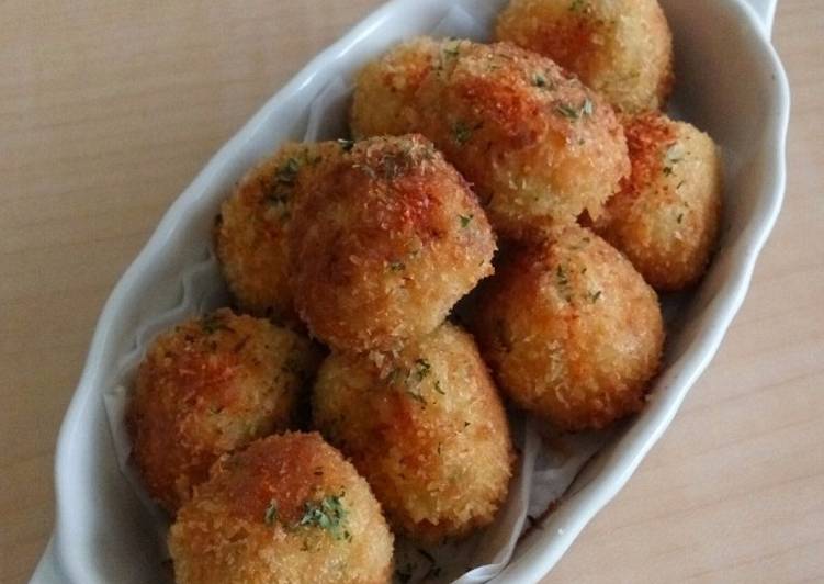 Resep Salmon Cheese Bitterballen - Prilly Drivilia