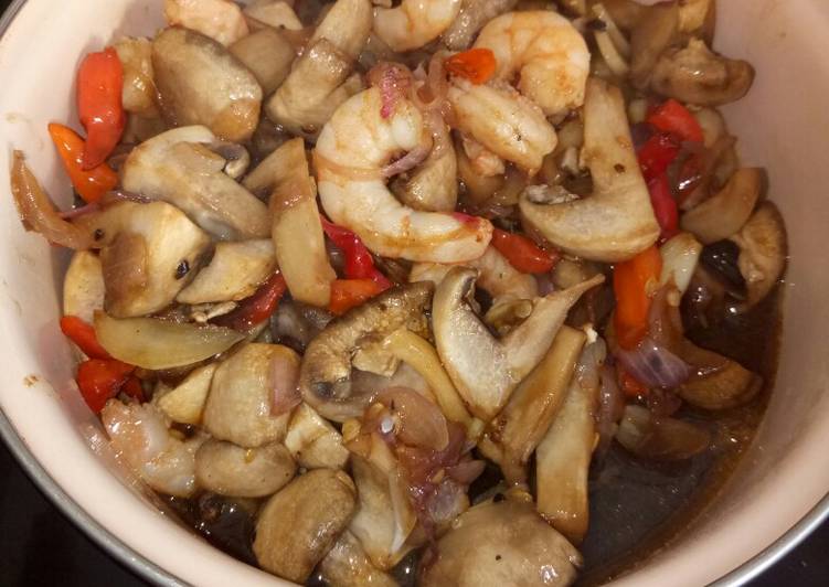 resep masakan Saos lada hitam udang jamur kancing