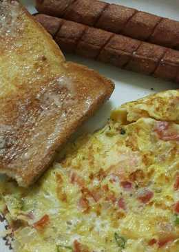 Omelet & Toast for Breakfast