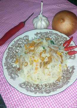 Bihun goreng wortel