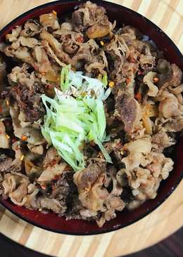 Beef gyudon