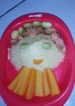 Bento simple, gizi lengkap, dengan mashed potato (menu batita)