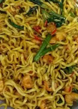 Mie goreng udang kangkung