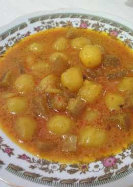 Gulai kikil dan kentang simple