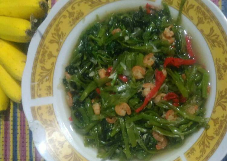 gambar untuk cara membuat Ca kangkung udang