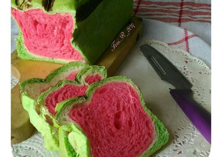 gambar untuk cara membuat Watermelon bread loaf ??