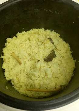 Nasi Kuning Rice Cooker praktis