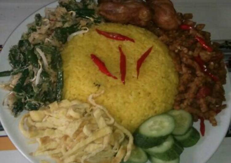 resep masakan Nasi kuning magic com praktis