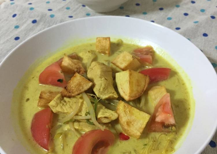 bahan dan cara membuat Soto Ayam Kuah Susu Praktis