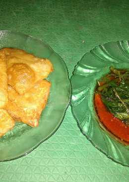 Kangkung siram cabe dan tempe goreng tepung ala dechan