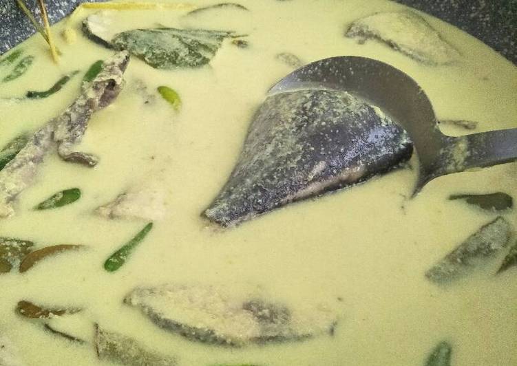 resep makanan Gulai ikan tongkol padang