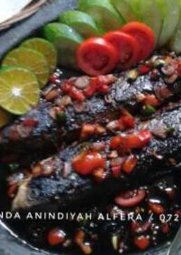 Ikan bandeng bakar sambel kecap