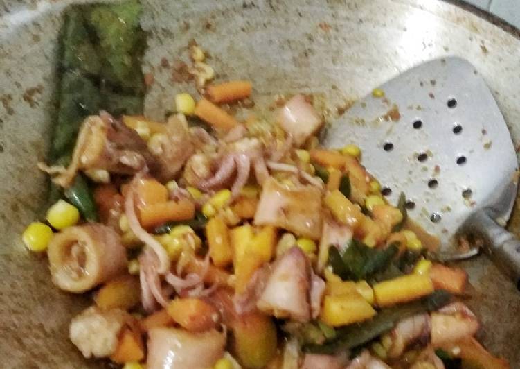 Cumi Cah Wortel Jagung