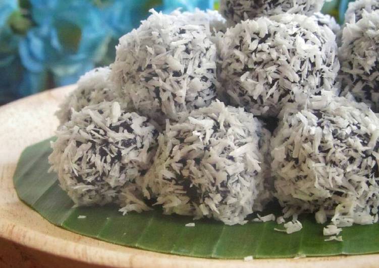 Klepon Ketan Hitam recipe main photo
