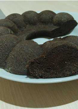 Super moist choccolate steamed cake by Tintin rayner