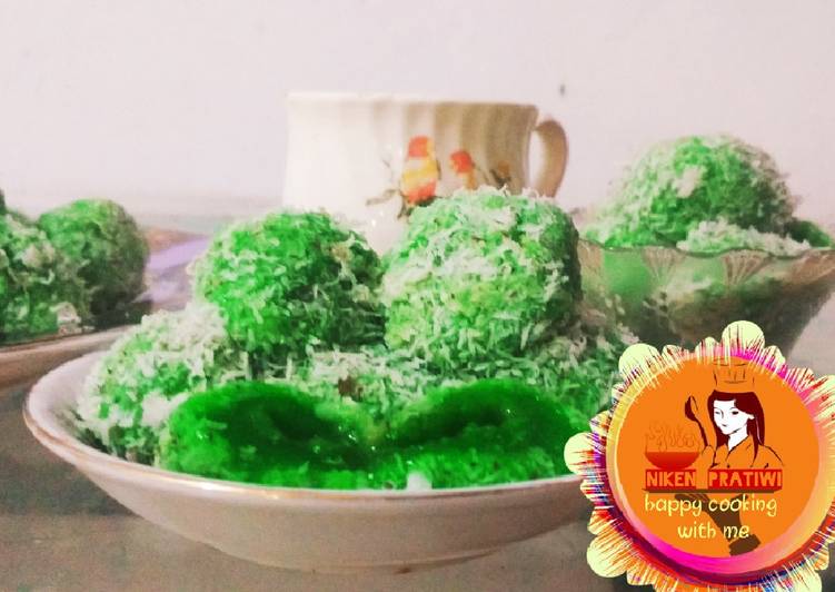  Resep  Klepon  hanya pakai tepung  ketan  putih  oleh Niken 