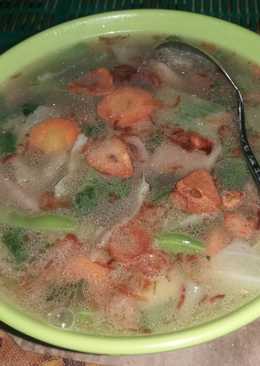 Sop pentol bumbu ulek