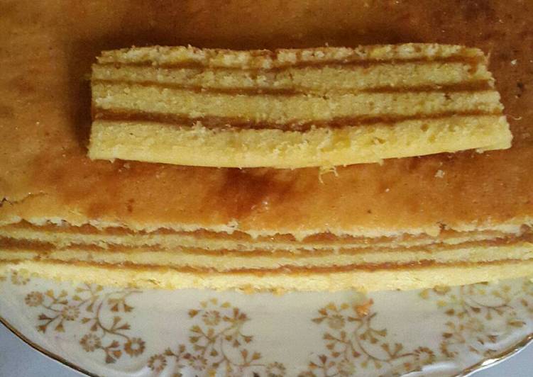 Bolu Lapis Nanas