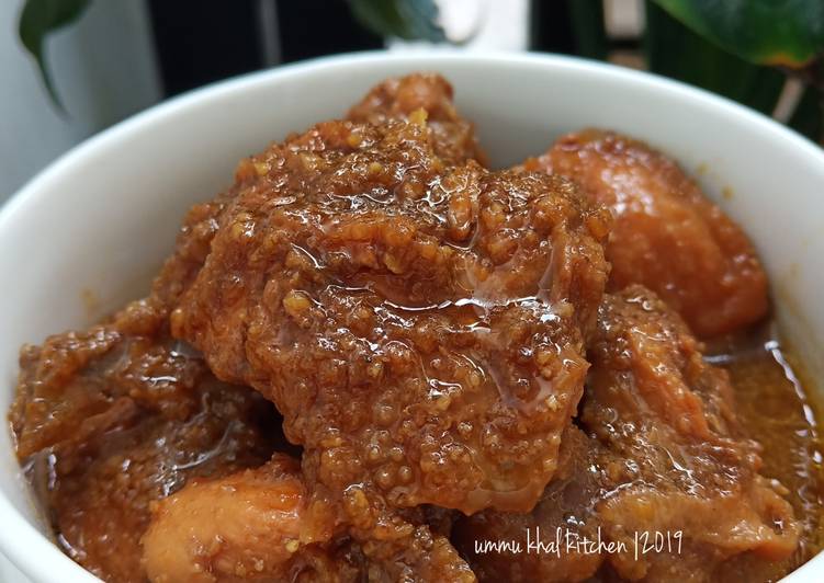  Resep Ayam Bumbu Kecap ala Kiena oleh Dina Ummu Khal 